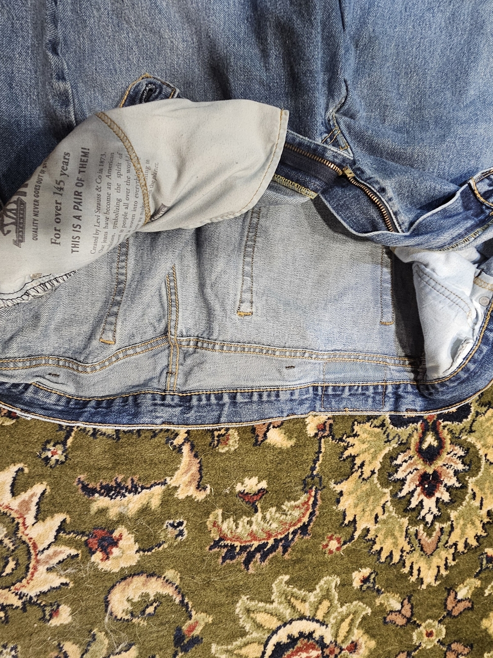 2 Pair Levis 44x36 Jeans - Picture 4 of 9